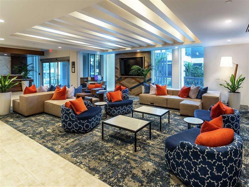 Hilton Garden Inn West Palm Beach I95 Outlets Экстерьер фото